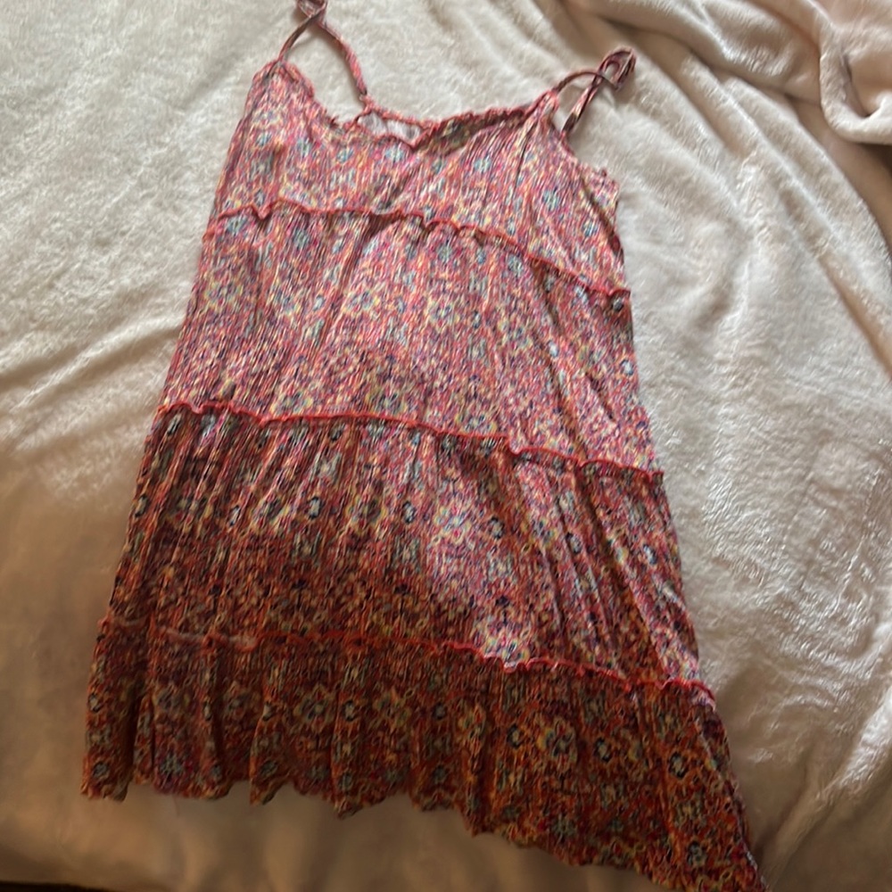 Bought from Meijer. Worn just a couple times. Adjustable straps.